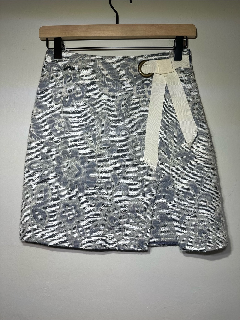 Maeve Anthropologie Floral Embroidered Light Gray/blue A-Line Skirt women’s 00P - Picture 2 of 7